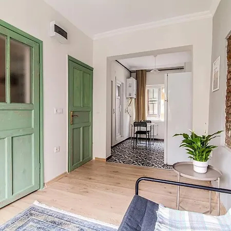 In Balat, Fatih With Location Διαμέρισμα *